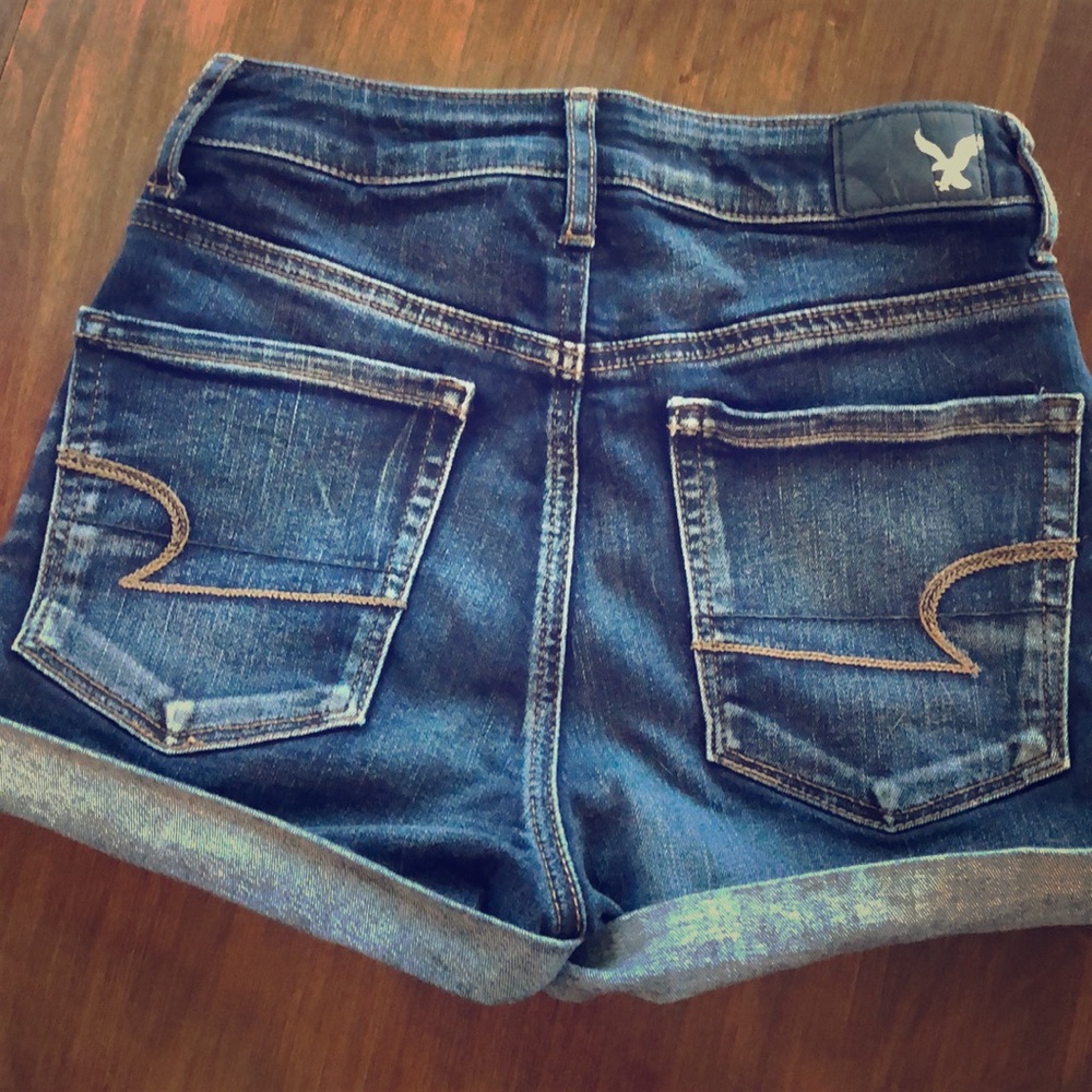 Size 00 American Eagle high rise shorty shorts EUC